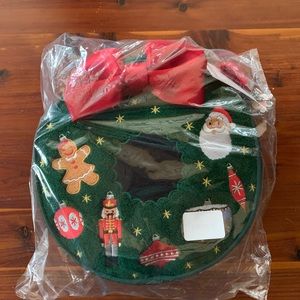 Harveys Seatbelt Bag LTD Christmas Wreath circle bag new in package